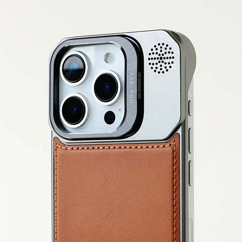 Case iPhone em Metal com revertimento em Couro e Carregamento MagSafe