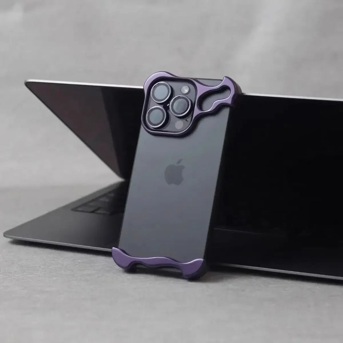Case iPhone Minimalista + Lentes de câmeras de proteção - Minimal Cases